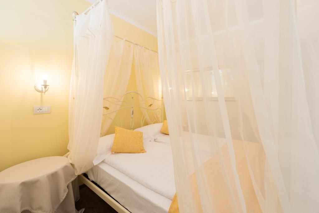 Locanda Fassa Brenzone sul Garda Quarto foto